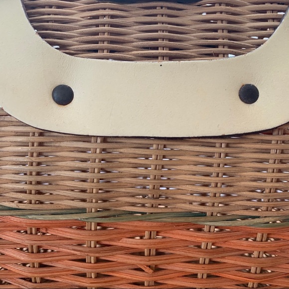 Sold🎈Vintage Wicker Basket Purse Leather Trim - Picture 4 of 10